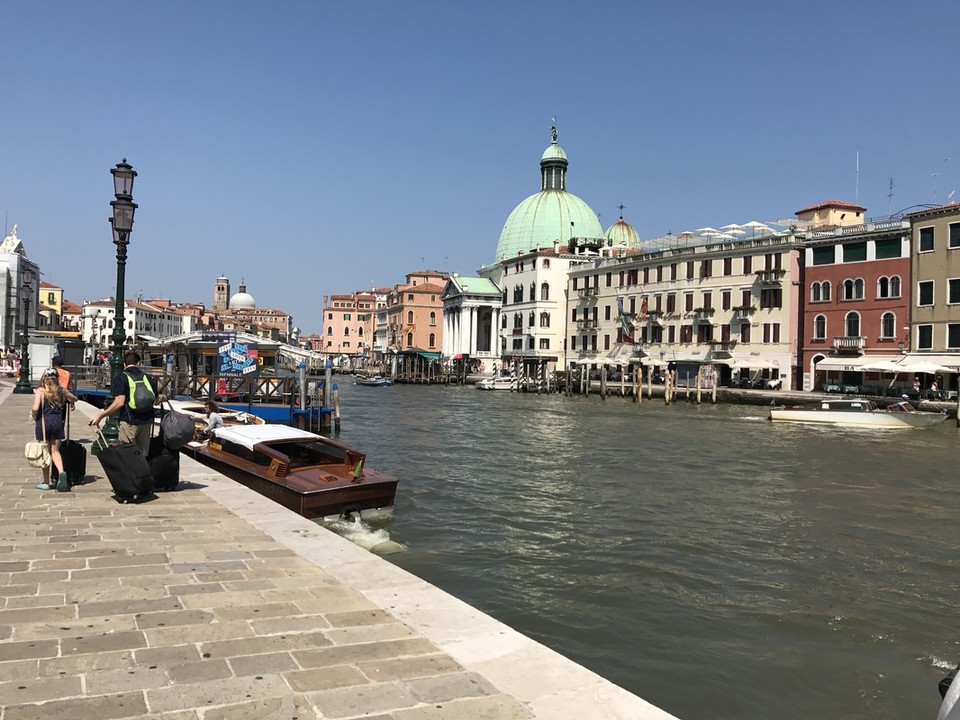 city view with water